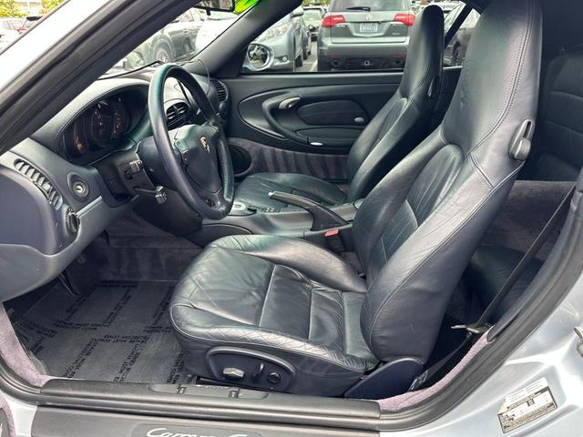 Photo of 2004 Polar Silver Metallic Porsche 911