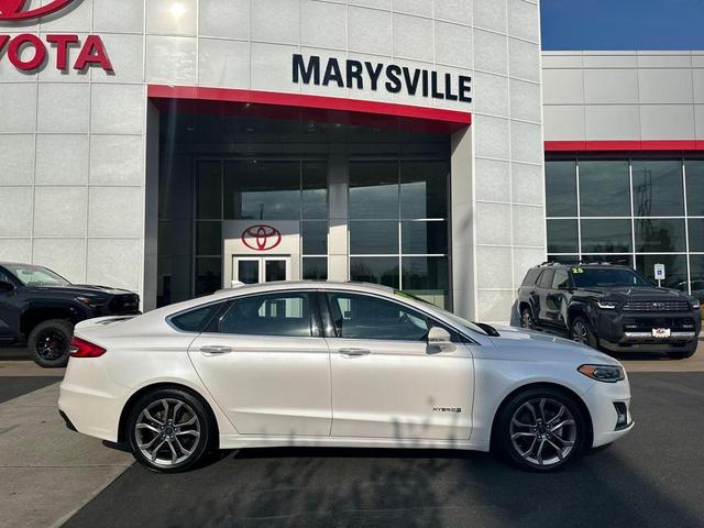 Photo of 2019 White Platinum Metallic Tri-Coat Ford Fusion Hybrid