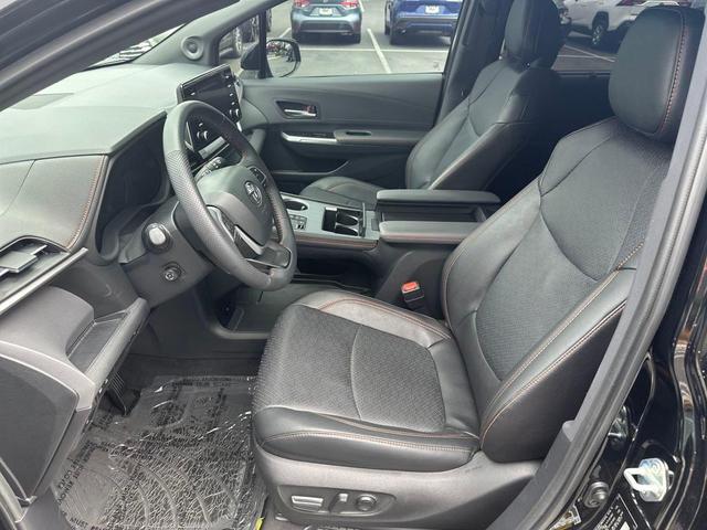 Photo of 2024 Midnight Black Metallic Toyota Sienna
