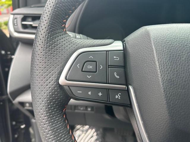 Photo of 2024 Midnight Black Metallic Toyota Sienna