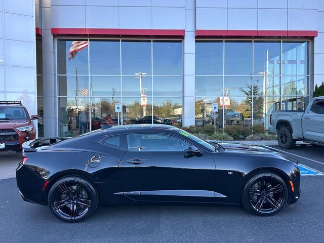 Photo of 2016 Mosaic Black Metallic Chevrolet Camaro