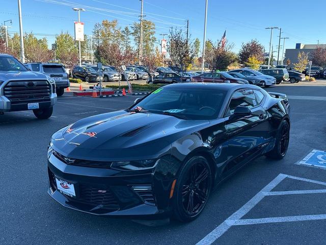 Photo of 2016 Mosaic Black Metallic Chevrolet Camaro