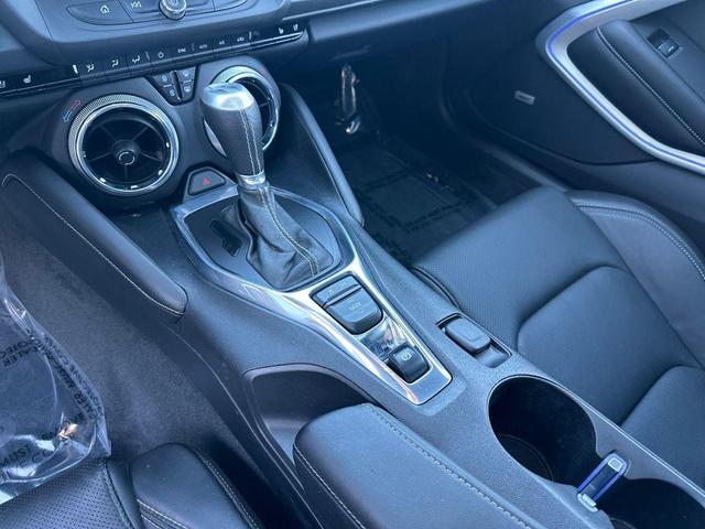 Photo of 2016 Mosaic Black Metallic Chevrolet Camaro
