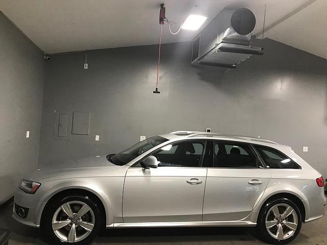 Photo of 2014 Silver Audi allroad