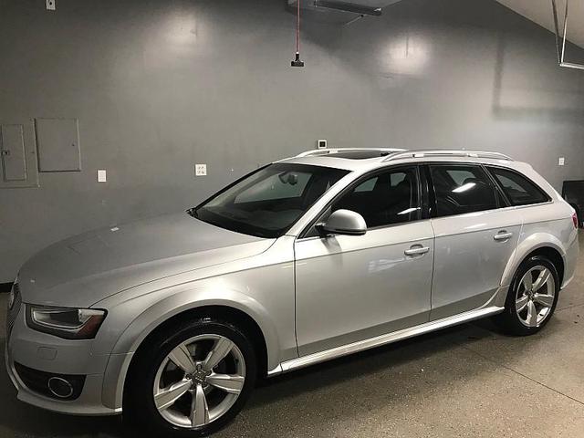 Photo of 2014 Silver Audi allroad