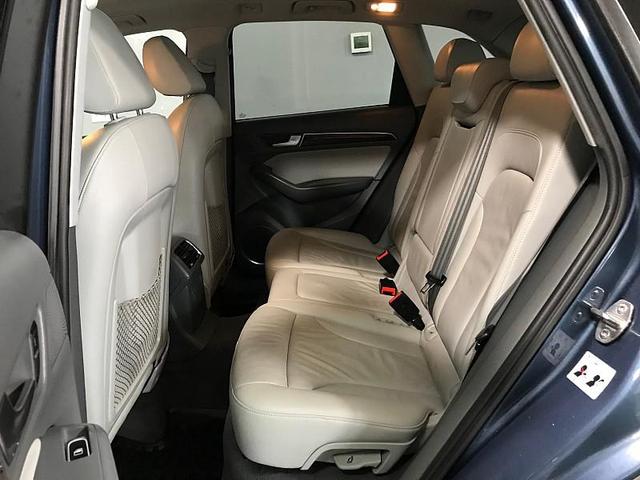 Photo of 2016 Blue Audi Q5