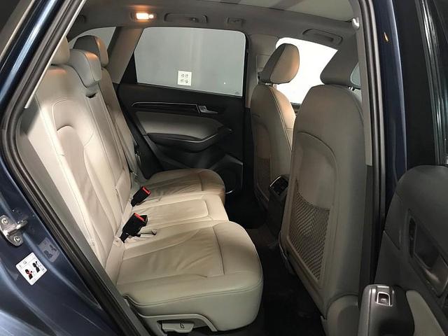Photo of 2016 Blue Audi Q5