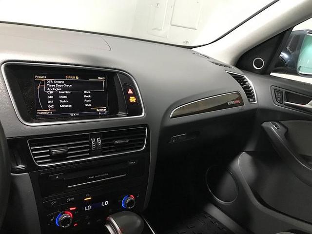 Photo of 2016 Blue Audi Q5