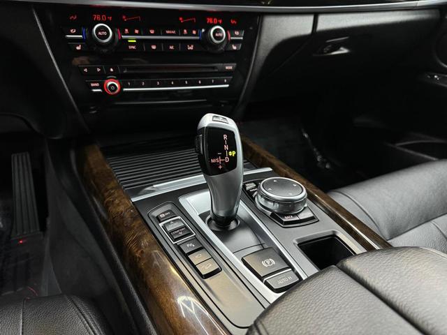 Photo of 2015 GRAY BMW X5