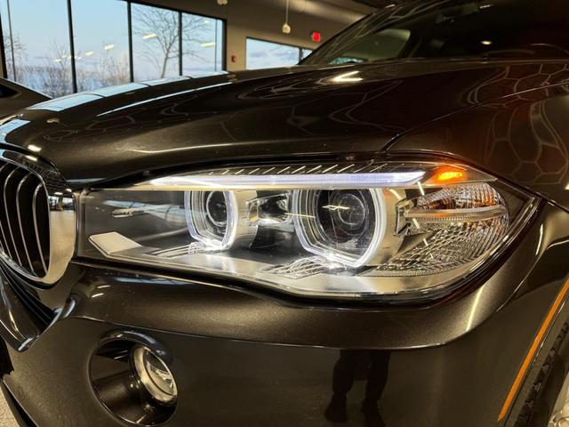 Photo of 2015 GRAY BMW X5
