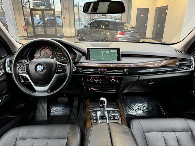 Photo of 2015 GRAY BMW X5
