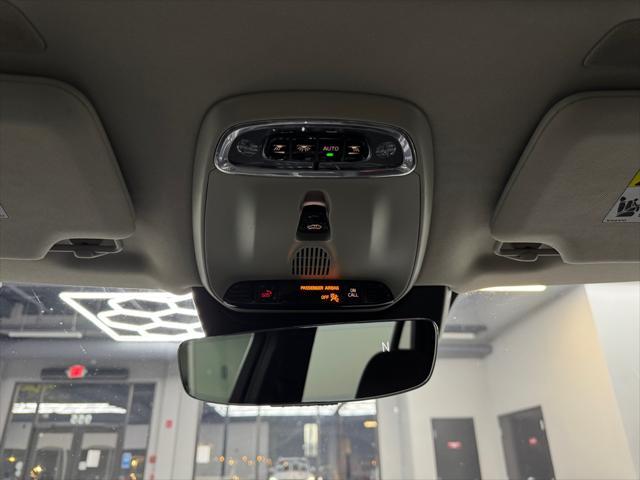 Photo of 2016 Bright Silver Metallic Volvo XC90