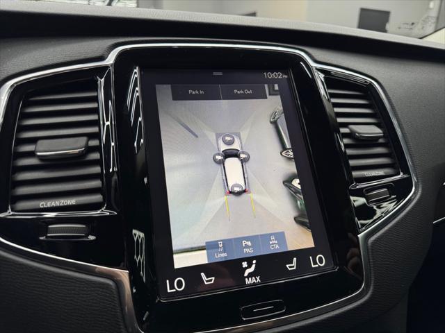Photo of 2016 Bright Silver Metallic Volvo XC90