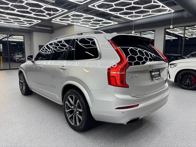 Photo of 2016 Bright Silver Metallic Volvo XC90