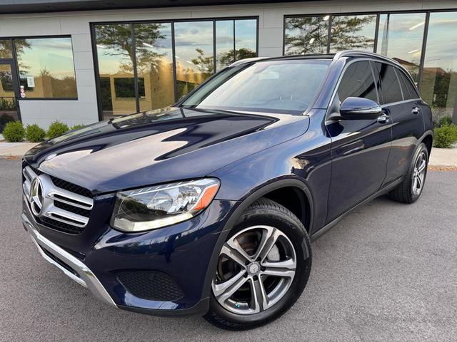 Photo of 2016 Lunar Blue Metallic Mercedes-Benz GLC 300