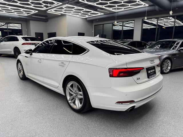 Photo of 2019 WHITE Audi A5