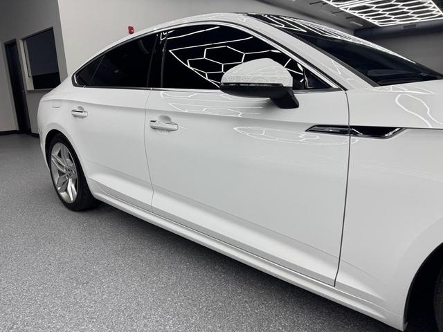 Photo of 2019 WHITE Audi A5