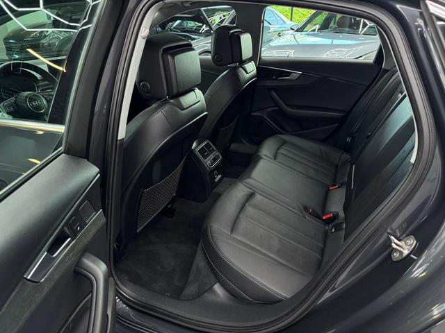 Photo of 2017 GREY Audi A4