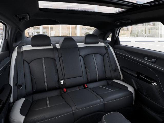 Photo of 2026 Wolf Gray Kia K5