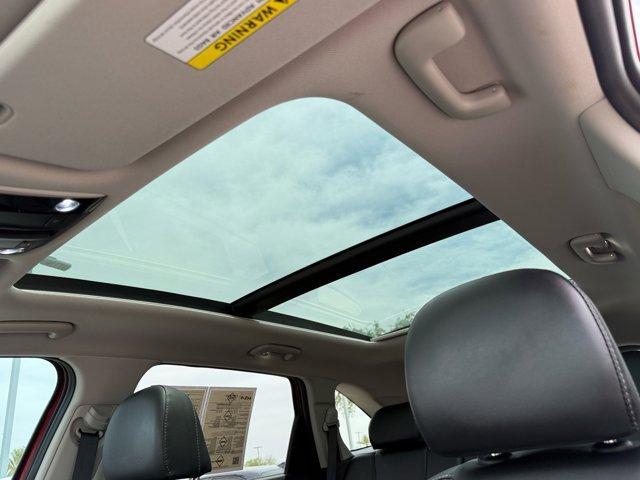 Photo of 2021 Passion Red Tintcoat Kia Sorento