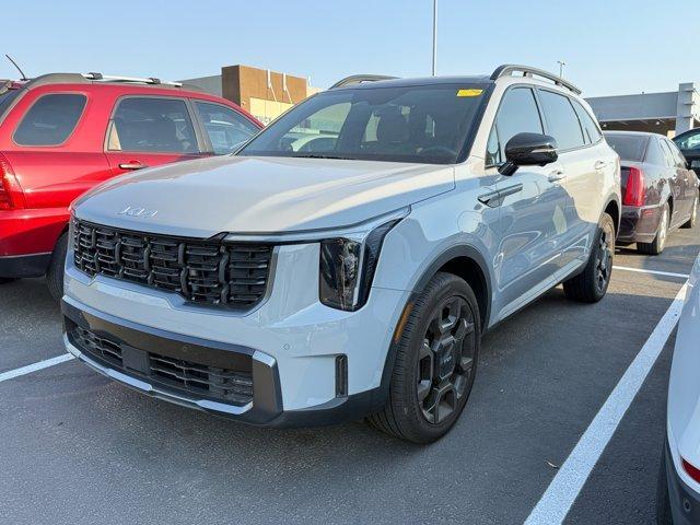 Photo of 2024 Wolf Gray Kia Sorento