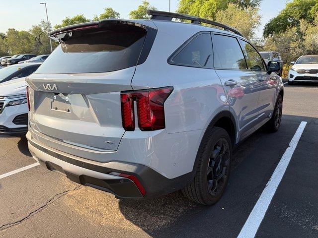 Photo of 2024 Wolf Gray Kia Sorento