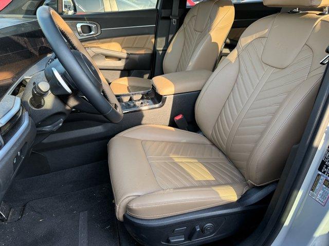 Photo of 2024 Wolf Gray Kia Sorento