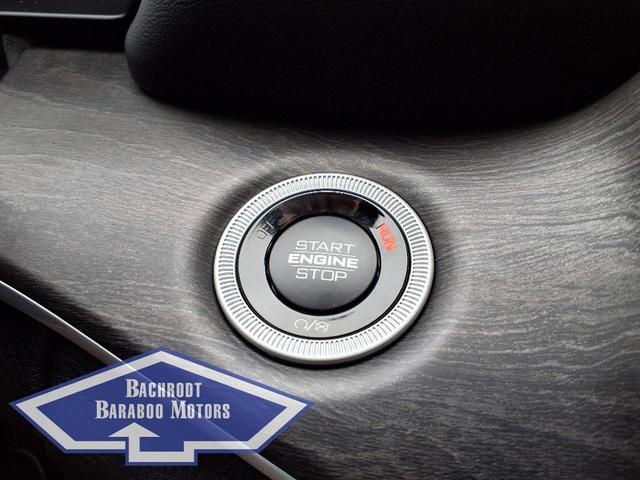 Photo of 2025 Diamond Black Jeep Grand Cherokee L