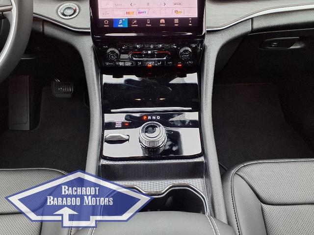 Photo of 2025 Diamond Black Jeep Grand Cherokee L
