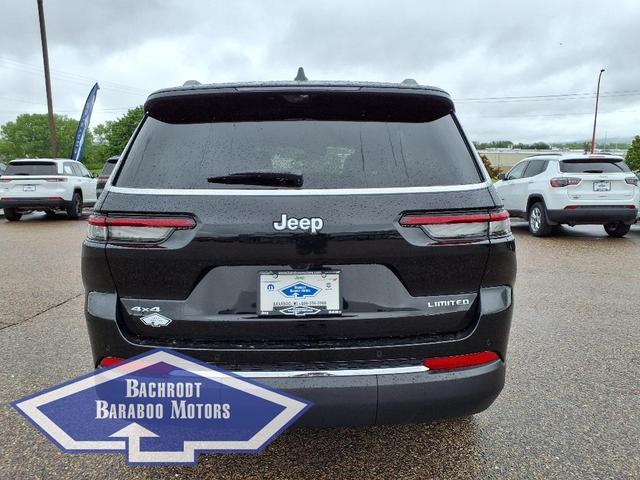Photo of 2025 Diamond Black Jeep Grand Cherokee L