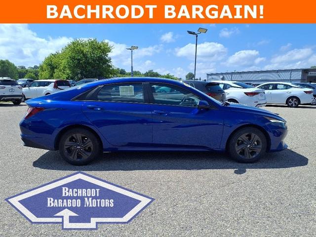Photo of 2023 Intense Blue Hyundai ELANTRA