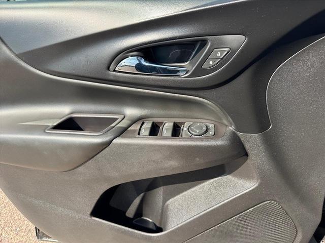 Photo of 2021 Mosaic Black Metallic Chevrolet Equinox