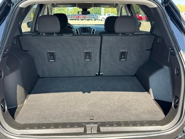 Photo of 2021 Mosaic Black Metallic Chevrolet Equinox
