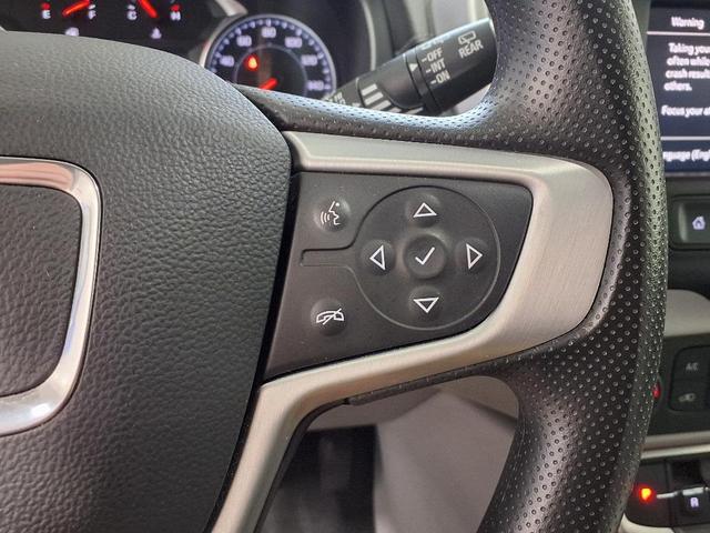 Photo of 2023 Summit White GMC Terrain