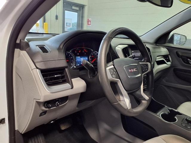 Photo of 2023 Summit White GMC Terrain