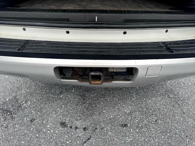 Photo of 2010 Silver Chevrolet Suburban