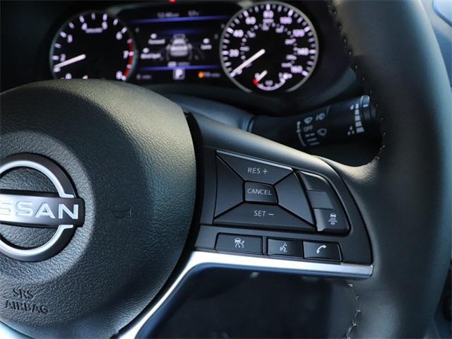 Photo of 2025 Super Black Nissan Sentra