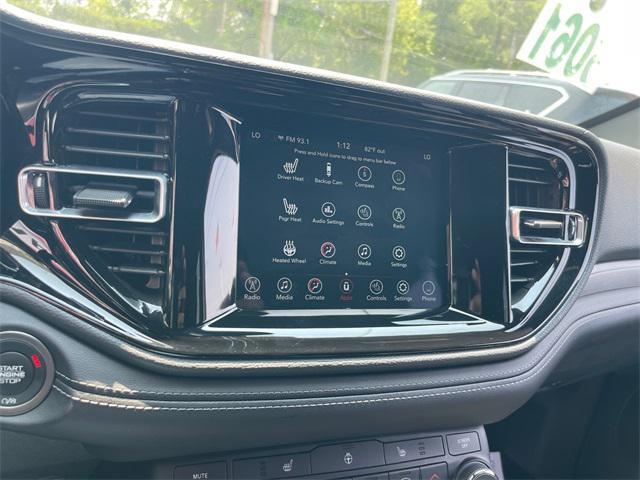 Photo of 2023 DB Black Crystal Clearcoat Dodge Durango