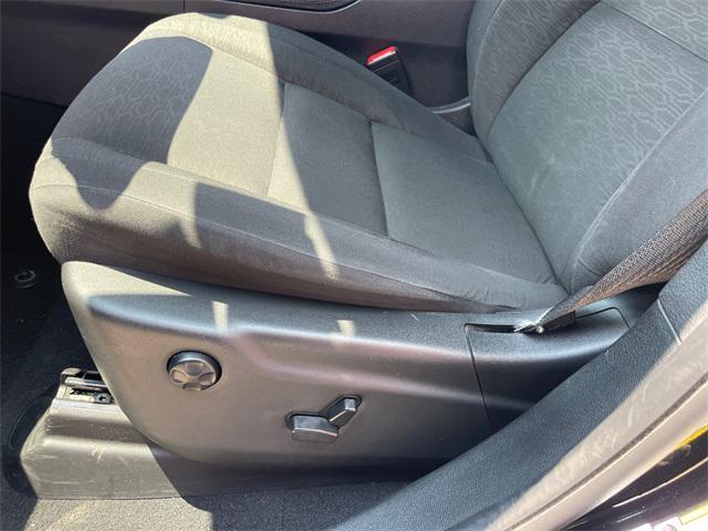 Photo of 2023 DB Black Crystal Clearcoat Dodge Durango