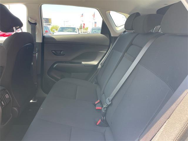 Photo of 2024 Atlas White Hyundai KONA