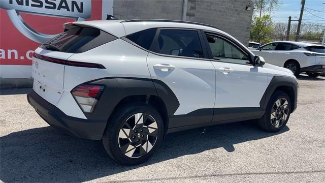 Photo of 2024 Atlas White Hyundai KONA