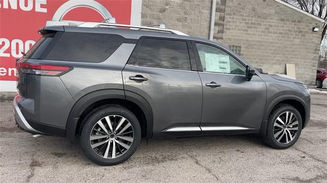 Photo of 2025 Gun Metallic Nissan Pathfinder