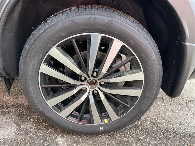 Photo of 2025 Gun Metallic Nissan Pathfinder