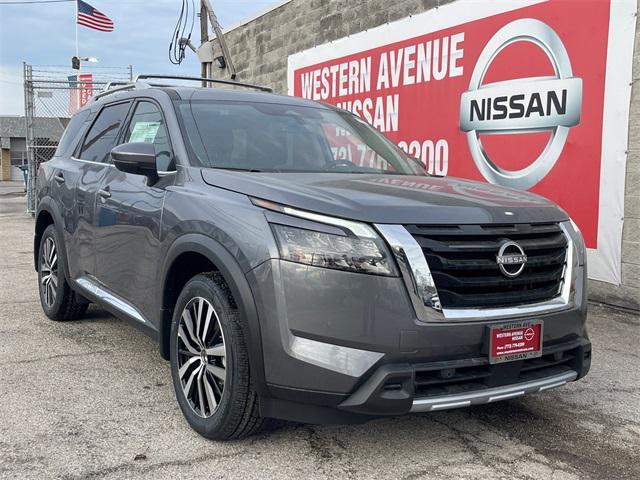 Photo of 2025 Gun Metallic Nissan Pathfinder