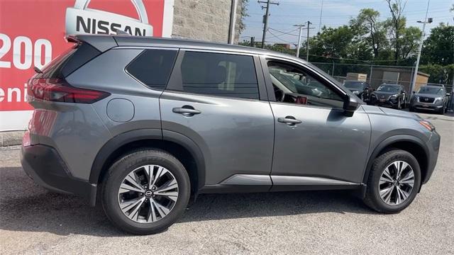 Photo of 2023 Gun Metallic Nissan Rogue