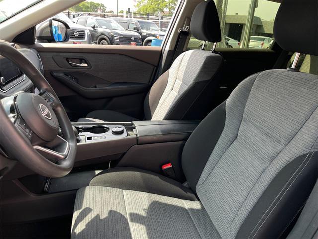 Photo of 2023 Gun Metallic Nissan Rogue