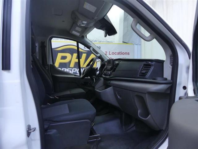Photo of 2024 Oxford White Ford Transit-250