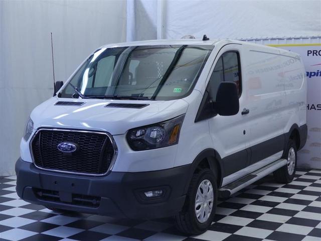 Photo of 2024 Oxford White Ford Transit-250