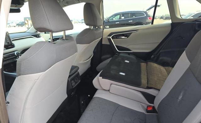 Photo of 2021 Gray Toyota RAV4