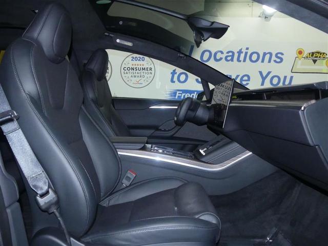 Photo of 2022 Solid Black Tesla Model X